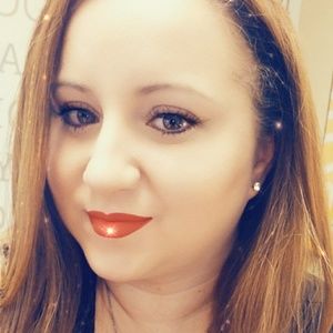 Meet your Posher, Luz